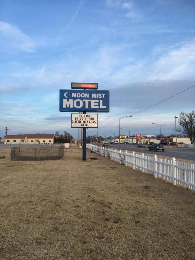 Moon Mist Motel Meade Exterior foto